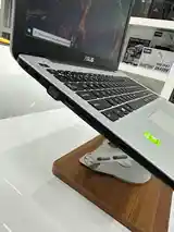 Ноутбук Asus VivoBook-3