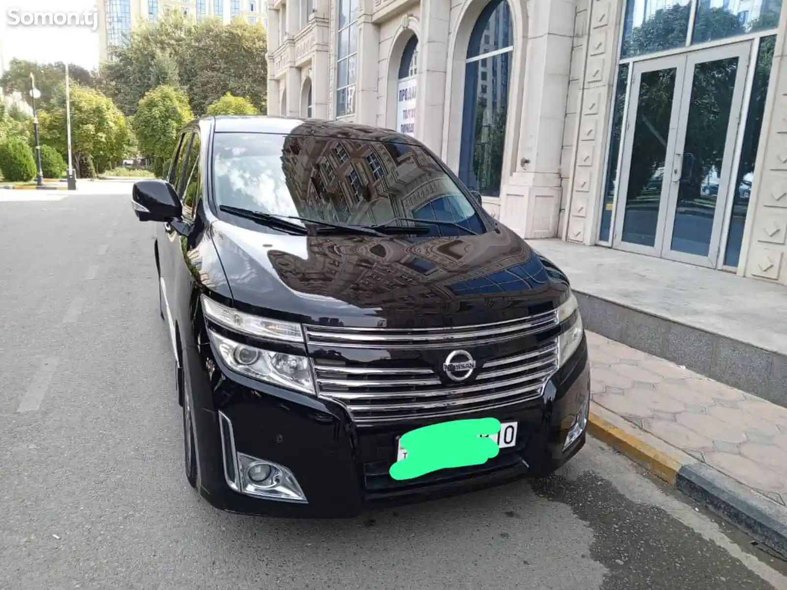 Nissan Elgrand, 2014-1