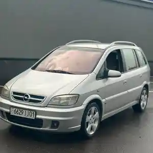 Opel Zafira, 2005