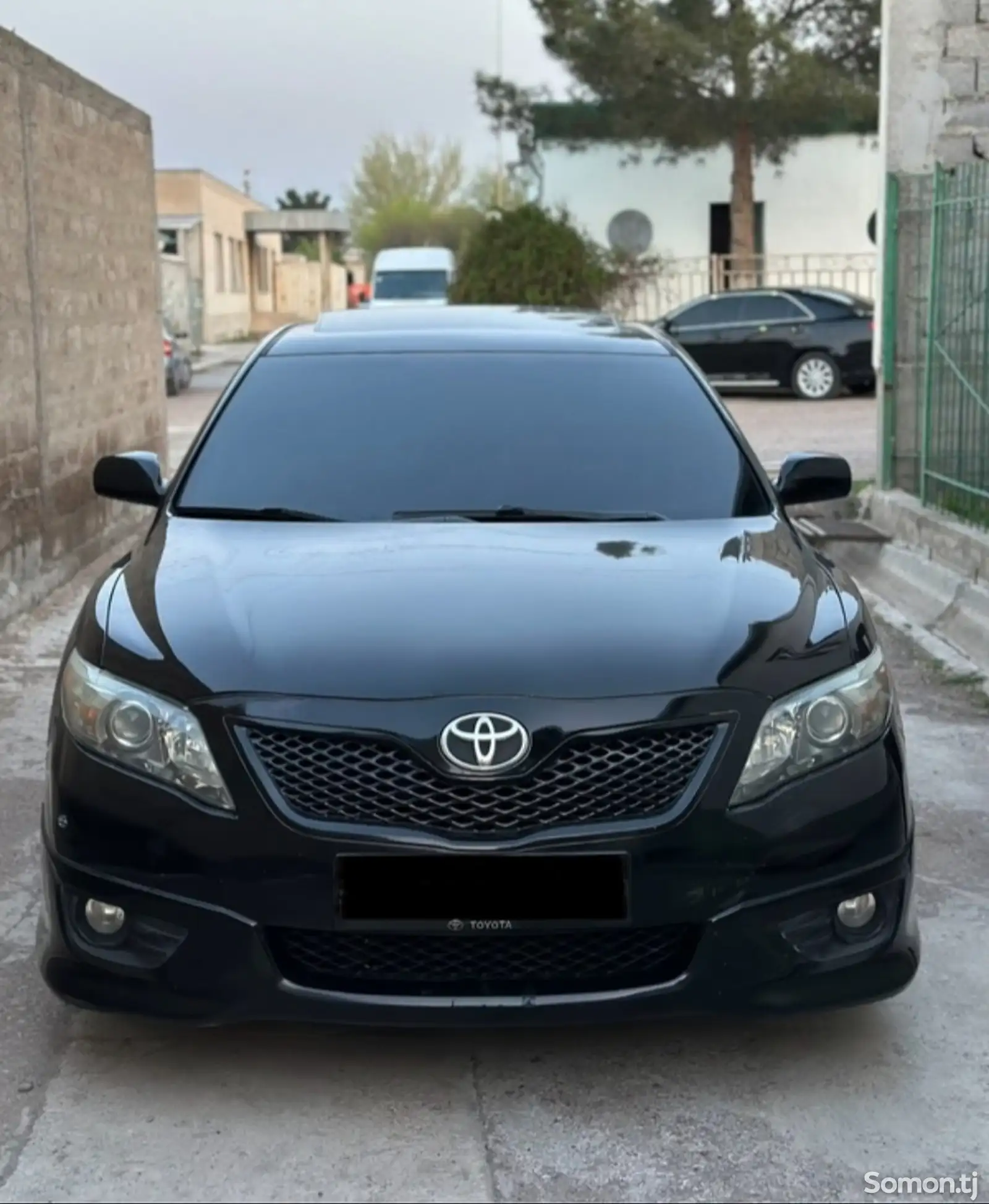 Toyota Camry, 2010-1