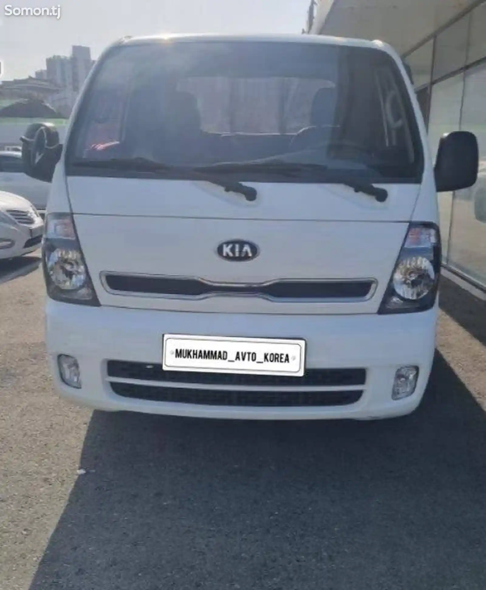 Бортовой автомобиль Kia Bongo 3, 2015-1