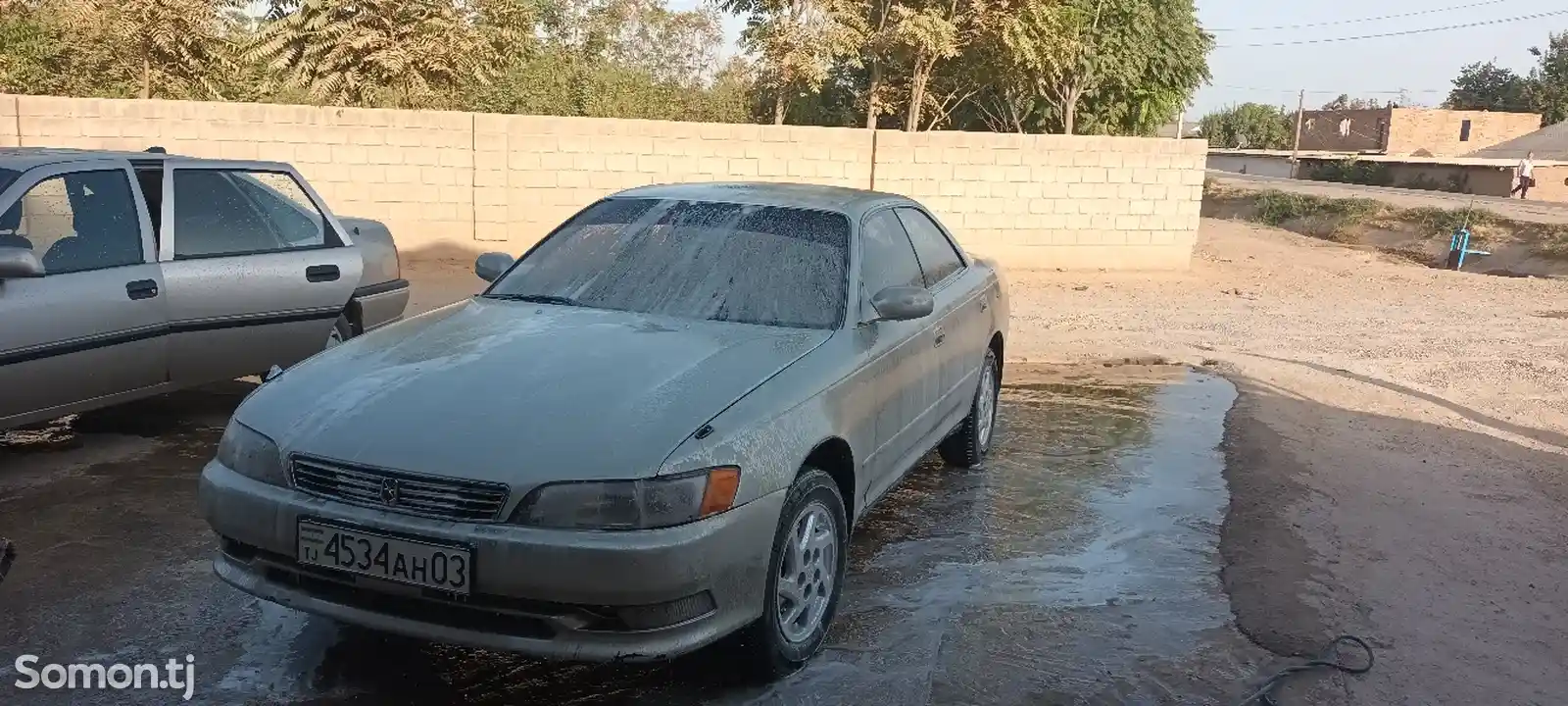 Toyota Mark X ZiO, 1998-2