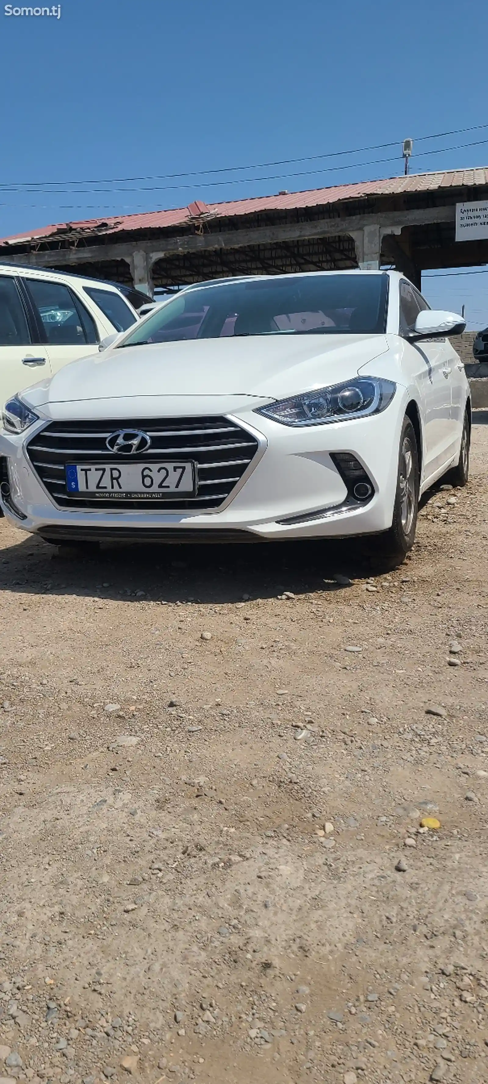 Hyundai Avante, 2016-8