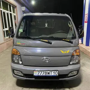 Бортовой грузовик Hyundai Porter, 2015