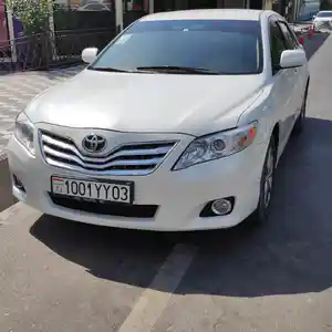 Toyota Camry, 2010