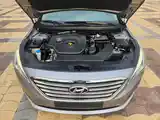 Hyundai Sonata, 2015-10