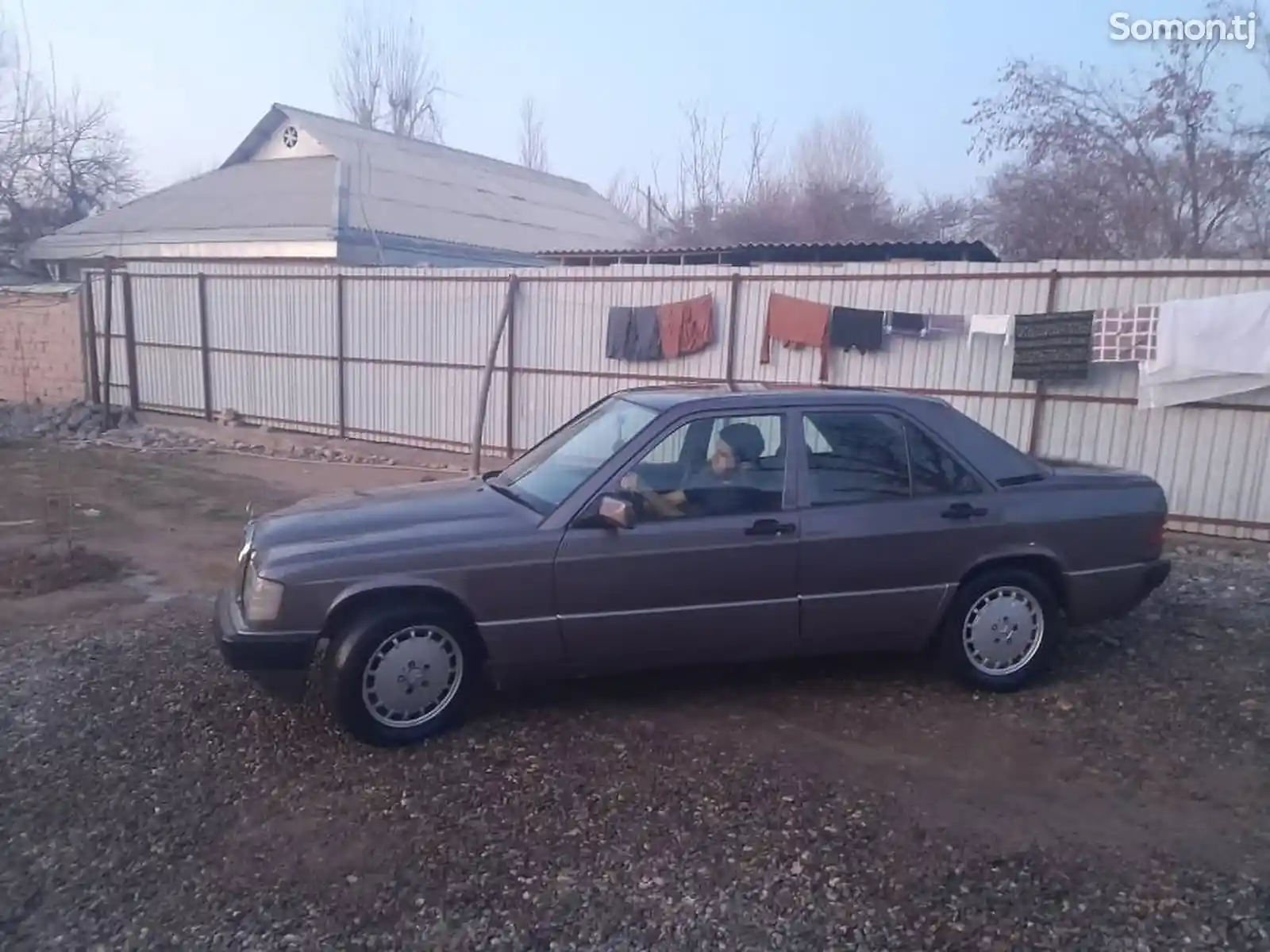 Mercedes-Benz W124, 1990-3