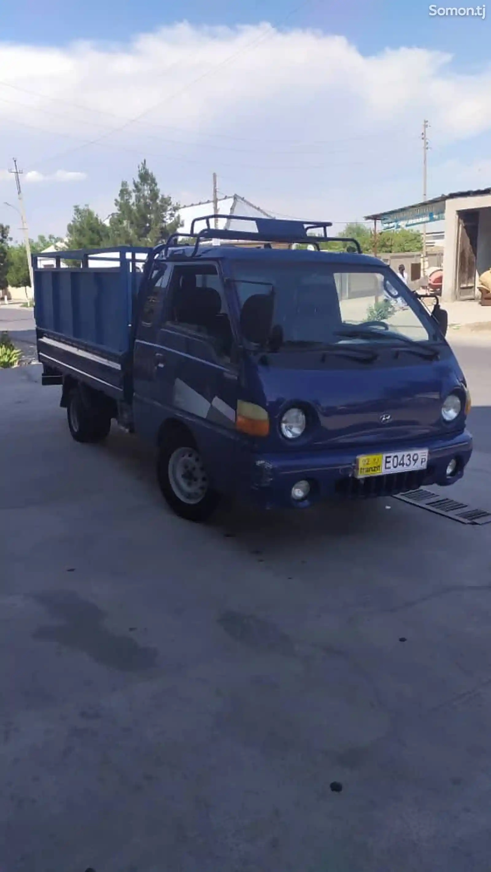 Бортовой автомобиль Hyundai Porter-1