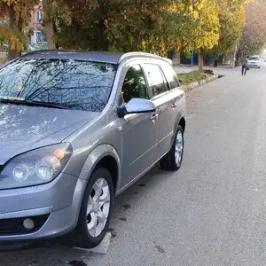 Opel Astra H, 2005