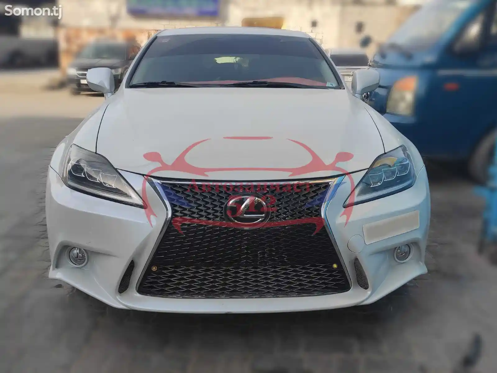 Бампер на Lexus IS 2006 2013-4