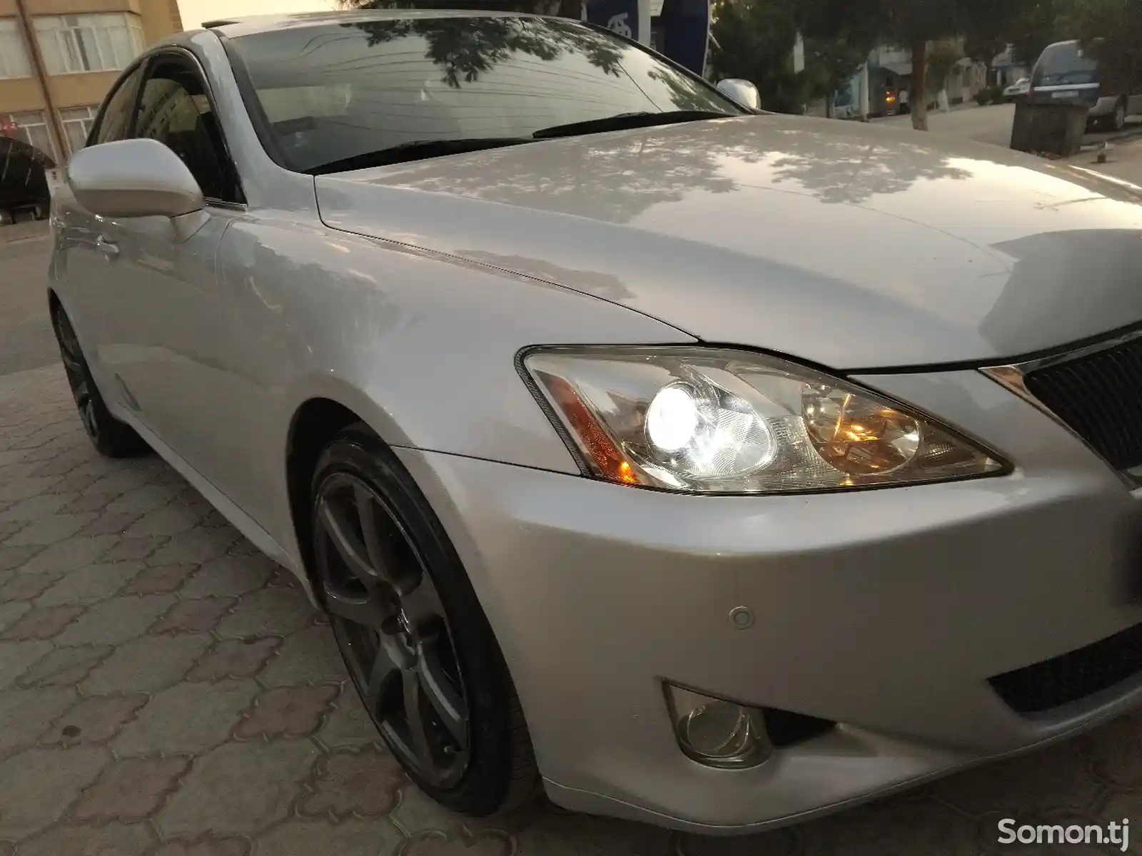 Lexus IS series, 2008-9