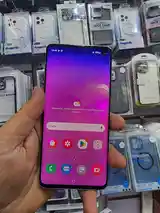 Samsung Galaxy S10-3