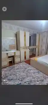 3-комн. квартира, 2 этаж, 65м², Гипрозем-2