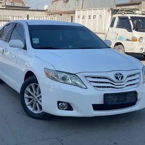 Toyota Camry, 2011