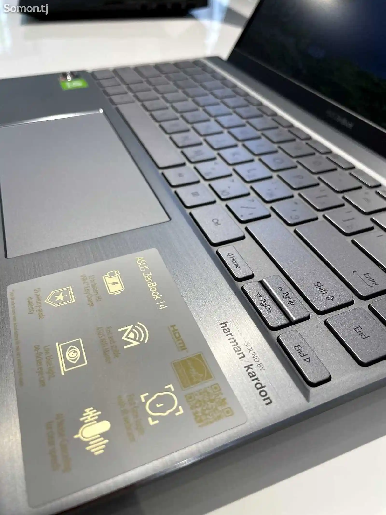 Ноутбук Asus ZenBook Ryzen 5 8/256 SSD-4