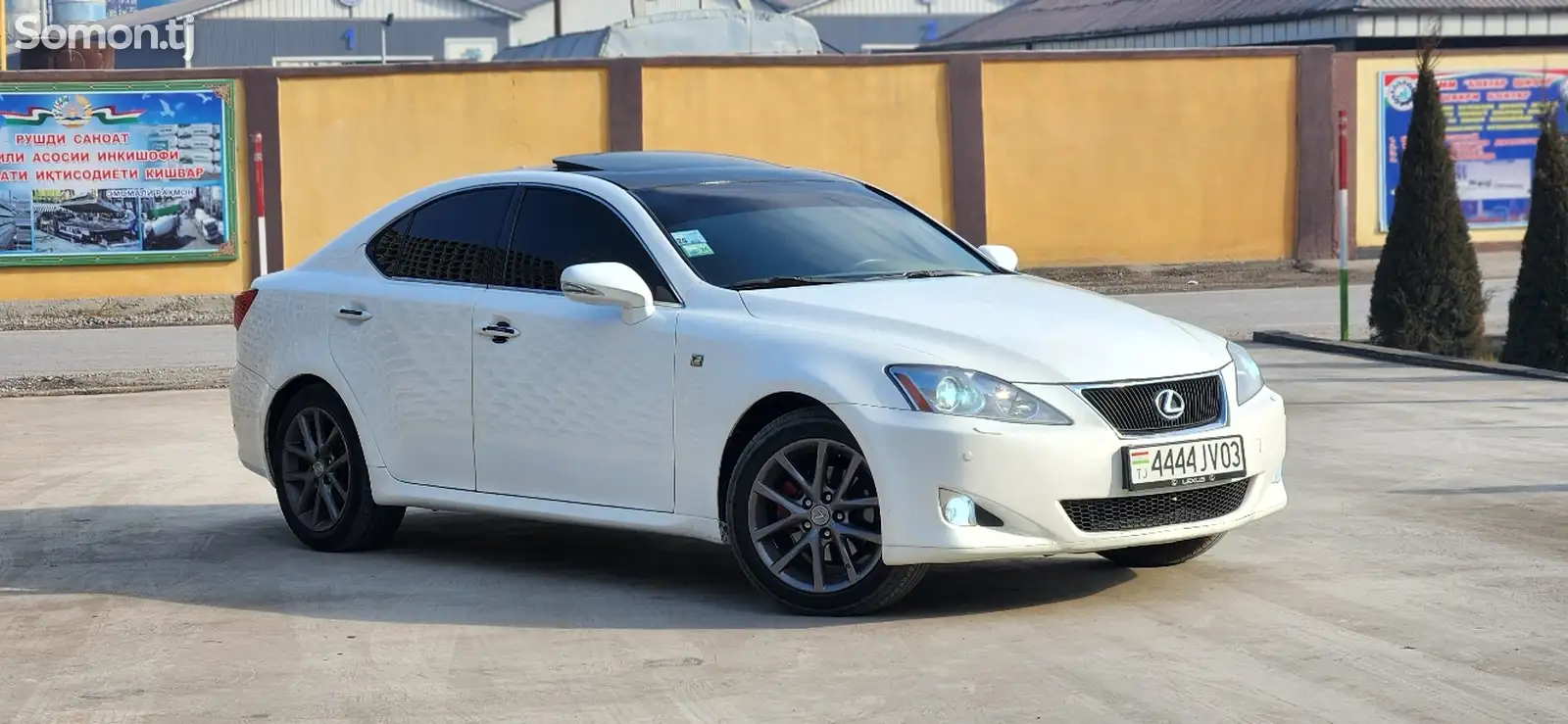 Lexus IS series, 2011-1