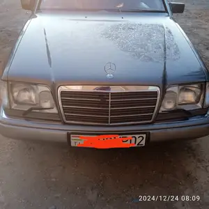 Mercedes-Benz W124, 1993