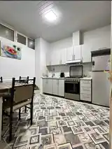 2-комн. квартира, 3 этаж, 68м², Сомони-7