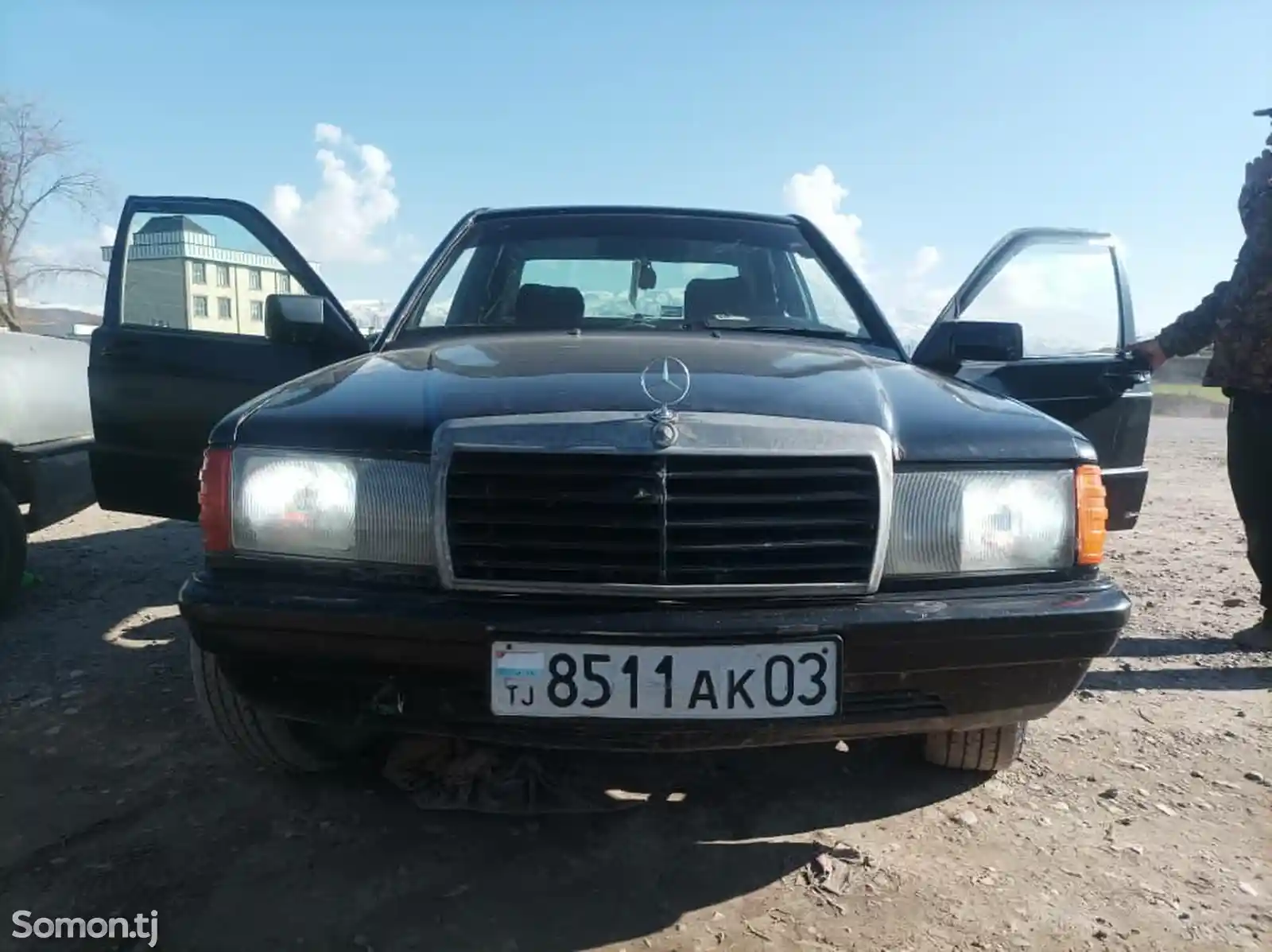 Mercedes-Benz W124, 1988-5