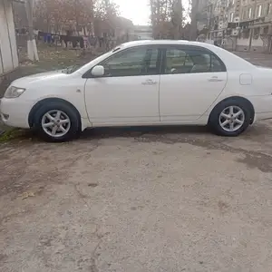 Toyota Corolla Verso, 2005