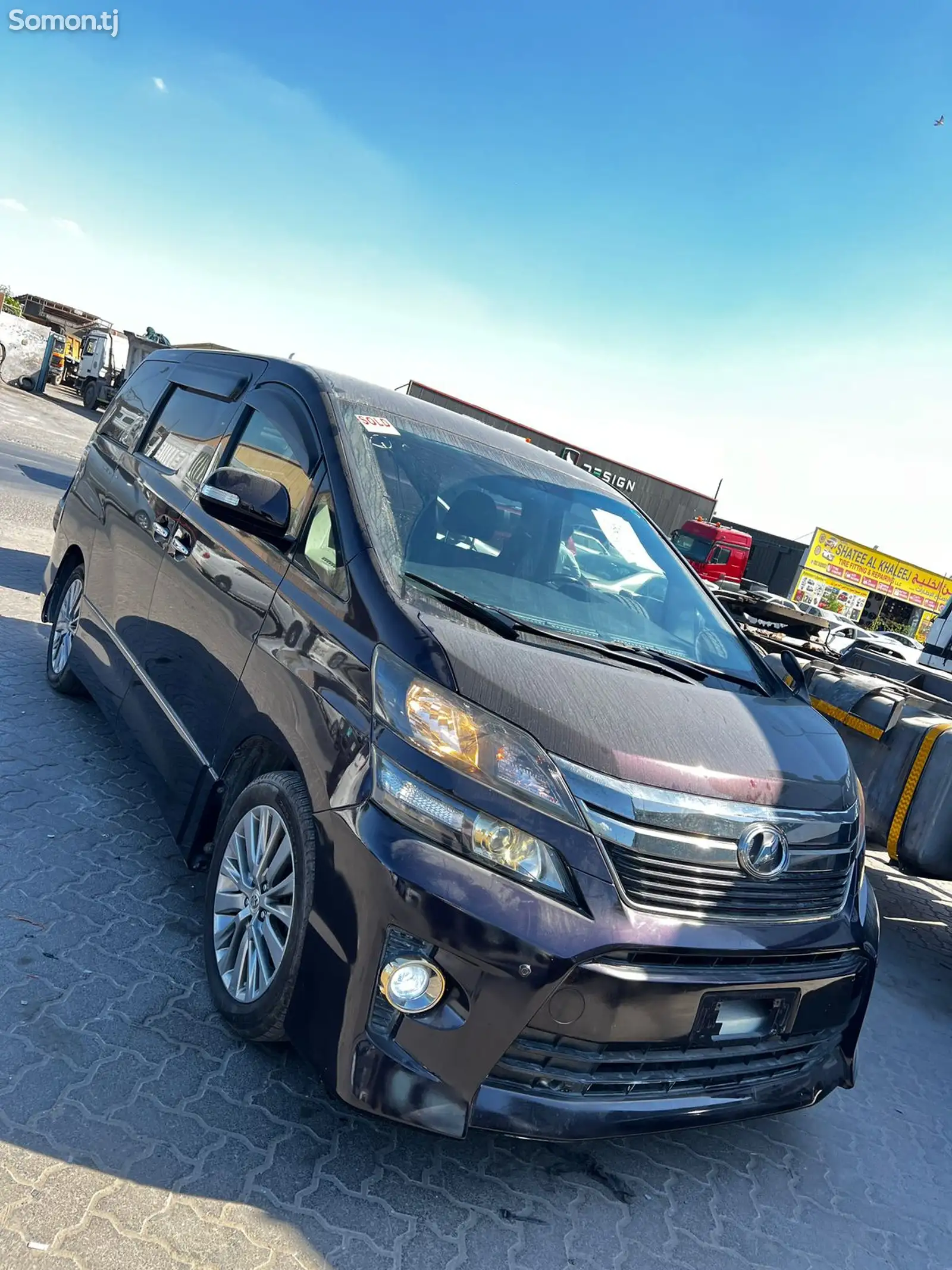 Toyota Vellfire, 2014-1