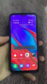 Samsung Galaxy A40-3