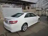 Toyota Camry, 2010-4