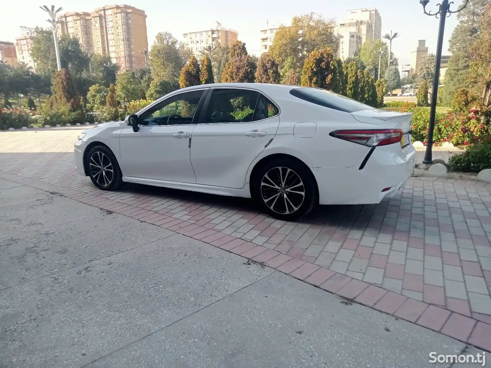 Toyota Camry, 2018-4