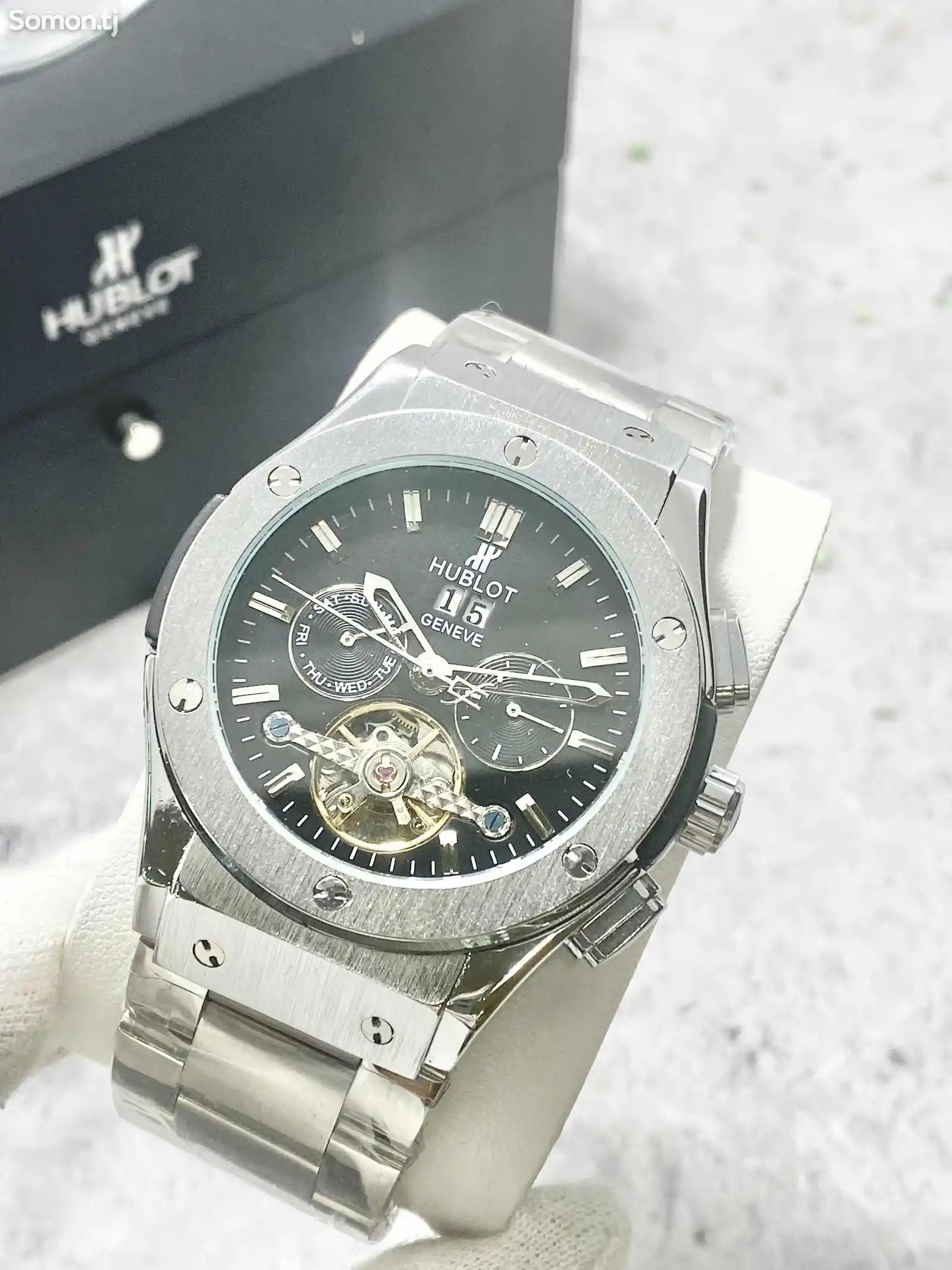 Часы Hublot-2