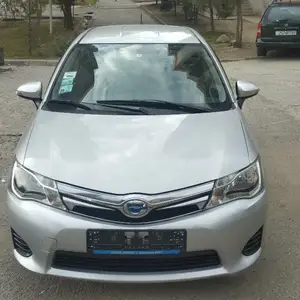 Toyota Fielder, 2015