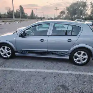 Opel Astra H, 2004