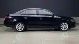 Volkswagen Jetta, 2018-6