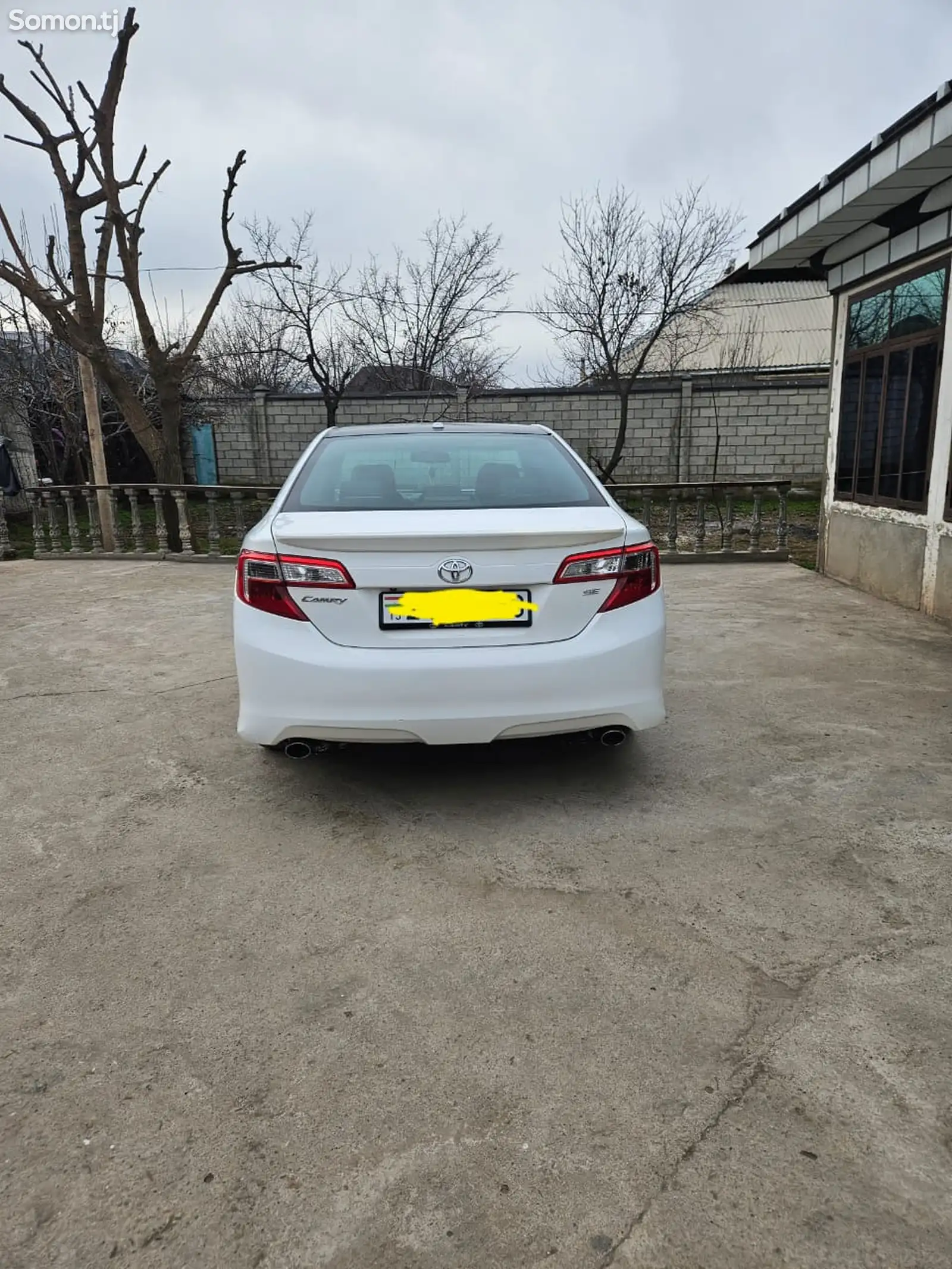 Toyota Camry, 2012-1