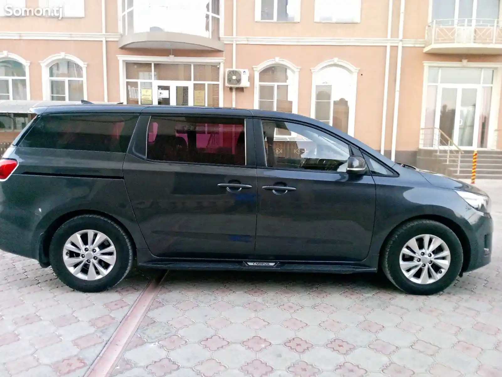 Kia Carnival, 2015-14