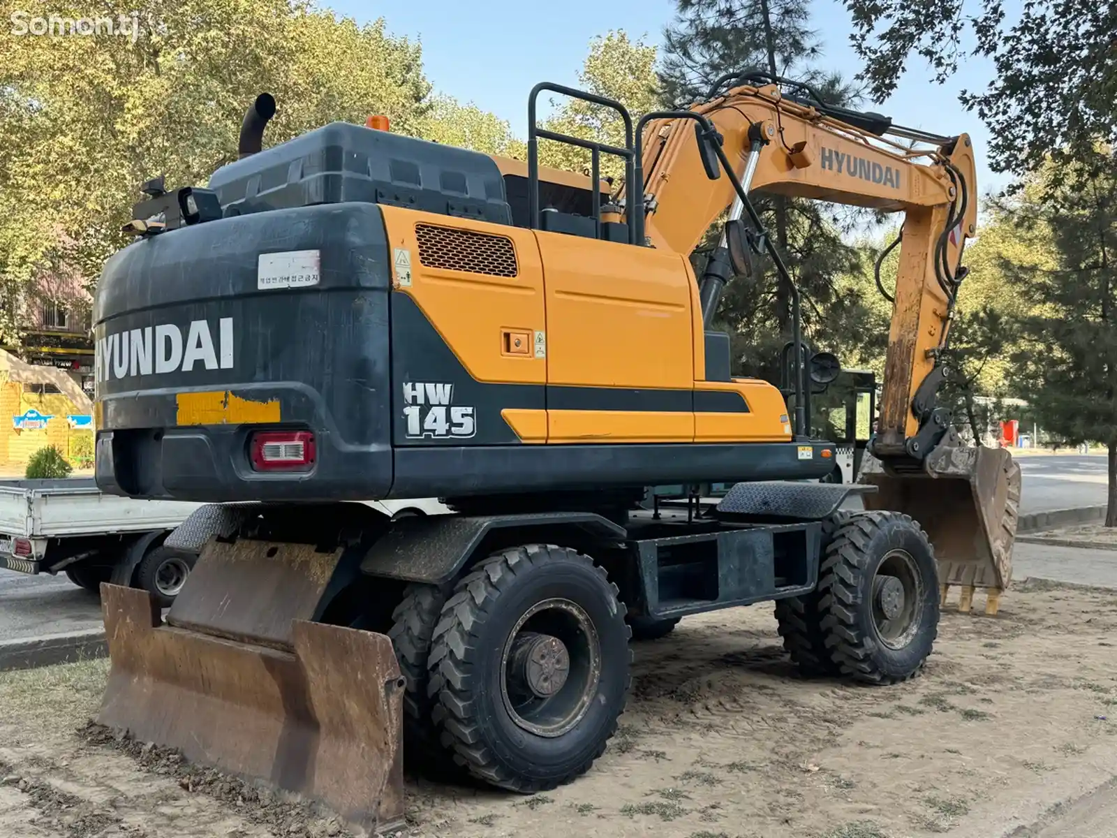 Экскаватор Hyundai HW145-9