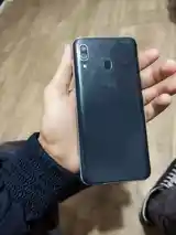 Samsung Galaxy A30-3