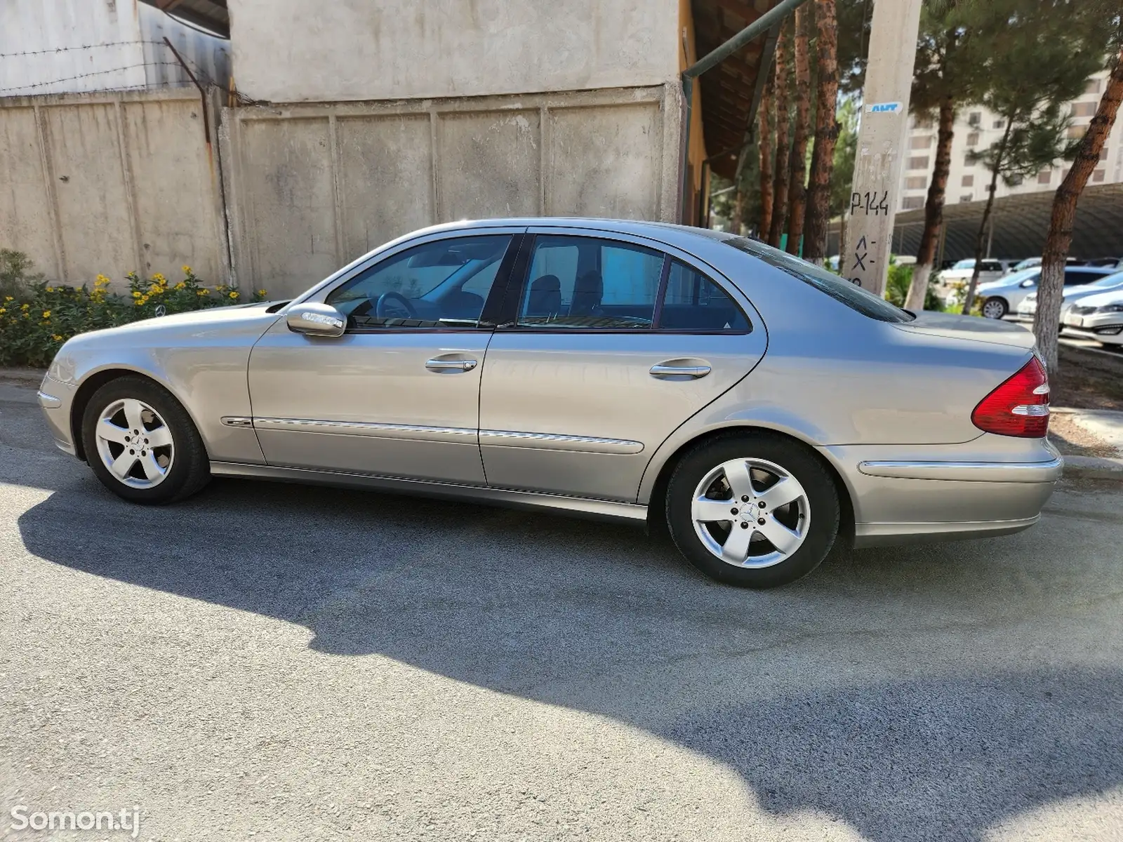 Mercedes-Benz E class, 2004-1