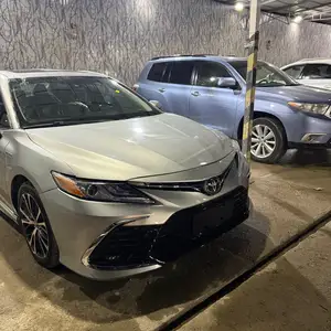 Toyota Camry, 2019