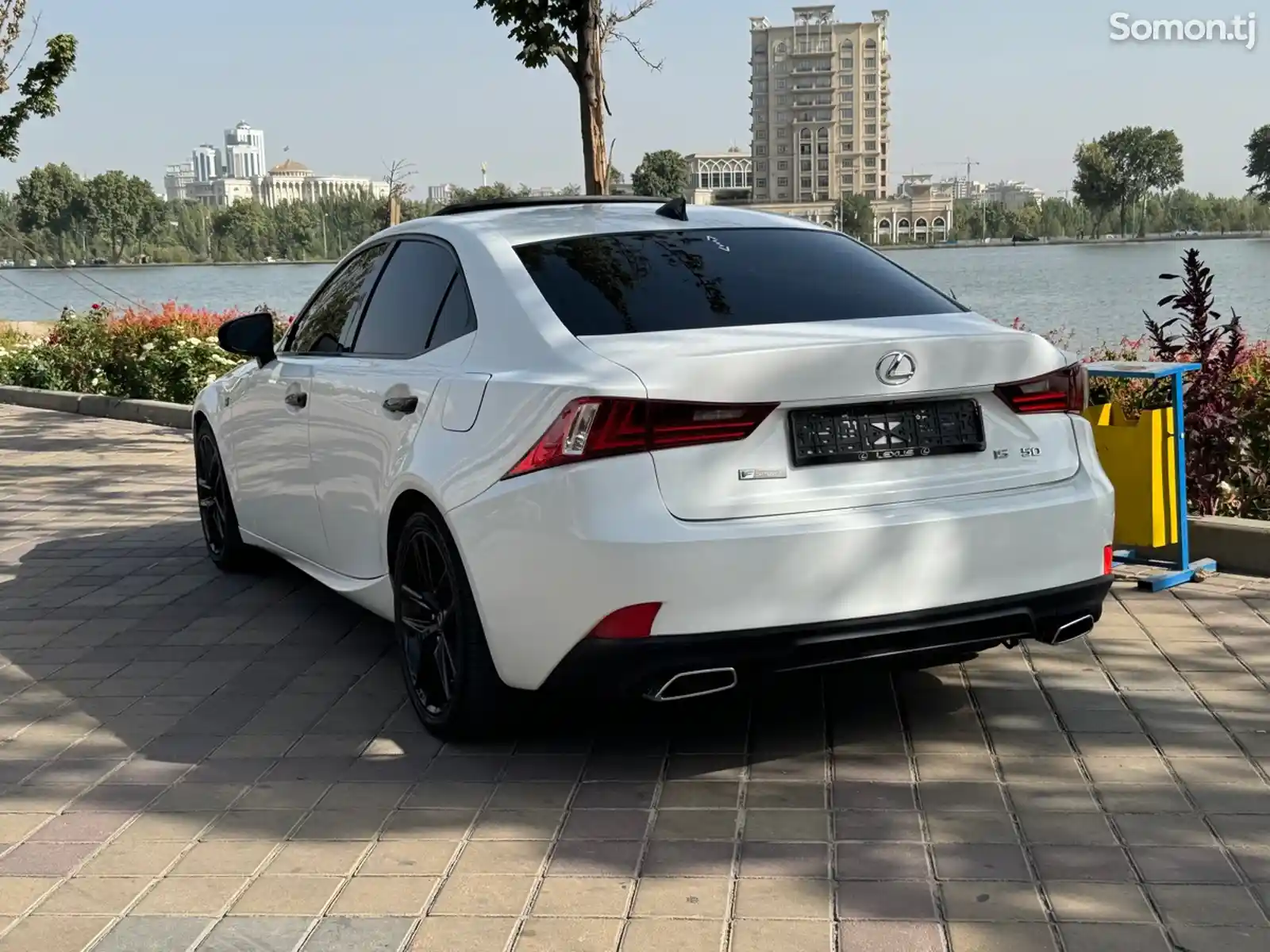 Lexus IS series, 2015-4