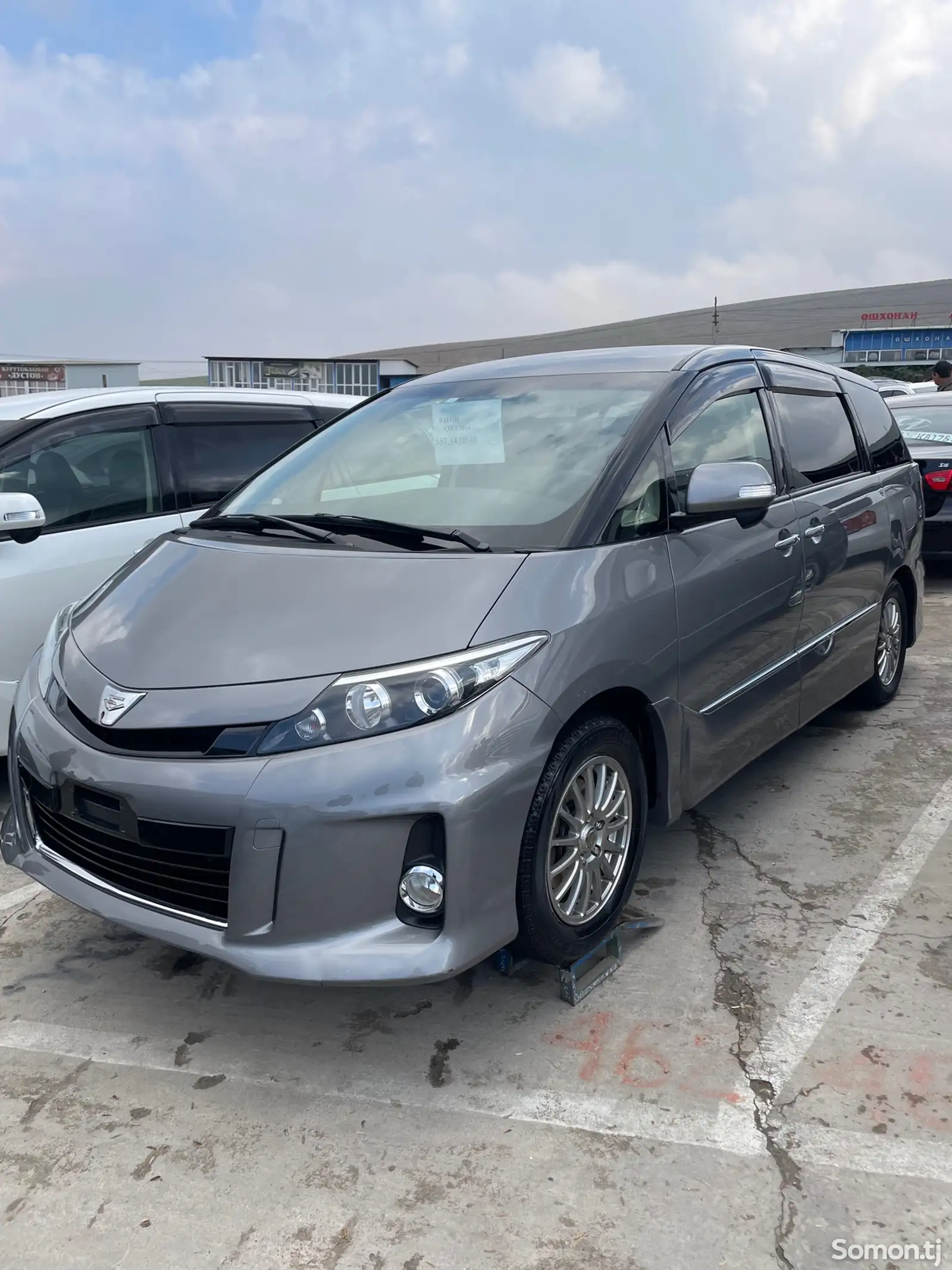 Toyota Estima, 2014-1