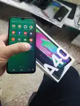 Samsung Galaxy A40-2