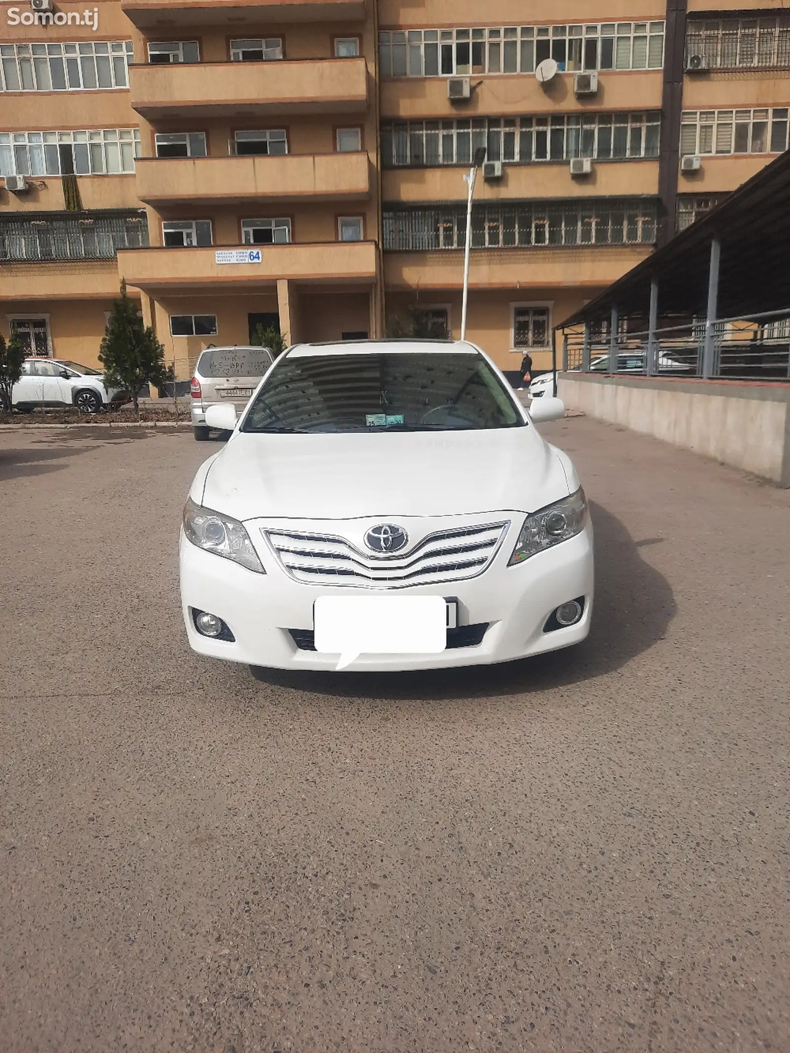 Toyota Camry, 2010-1