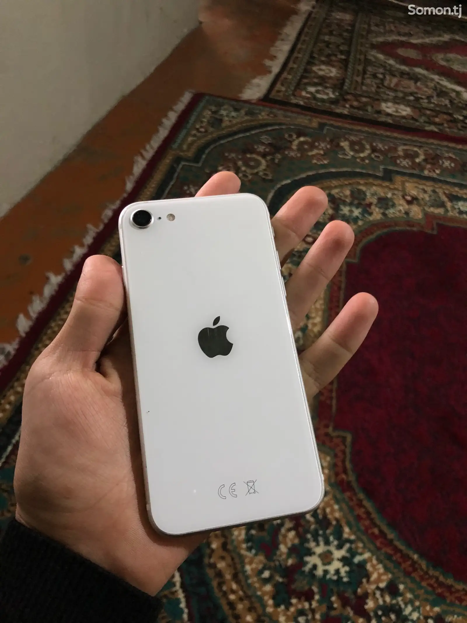 Apple iPhone SE, 64 gb-1