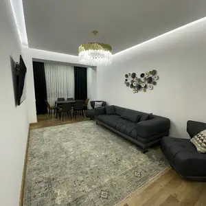 2-комн. квартира, 17 этаж, 64м², Шохмансур