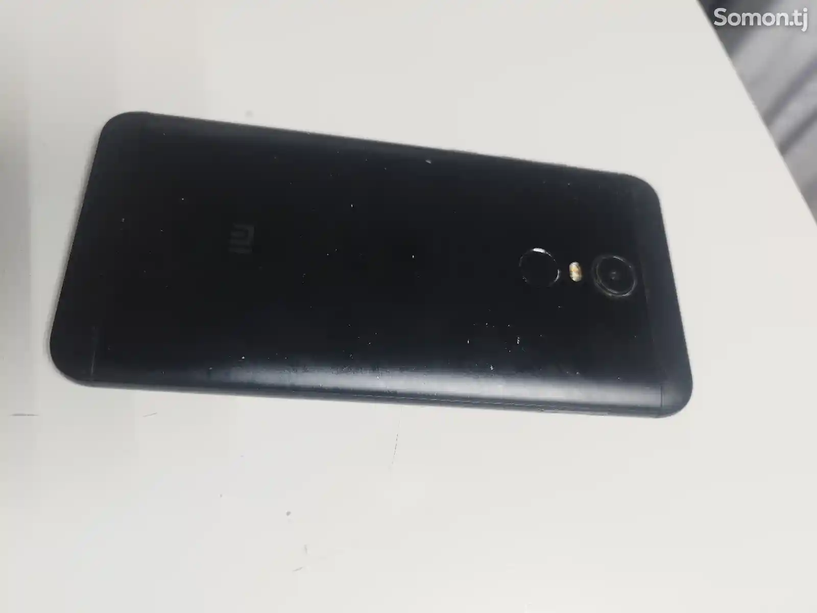 Телефон Xiaomi-2