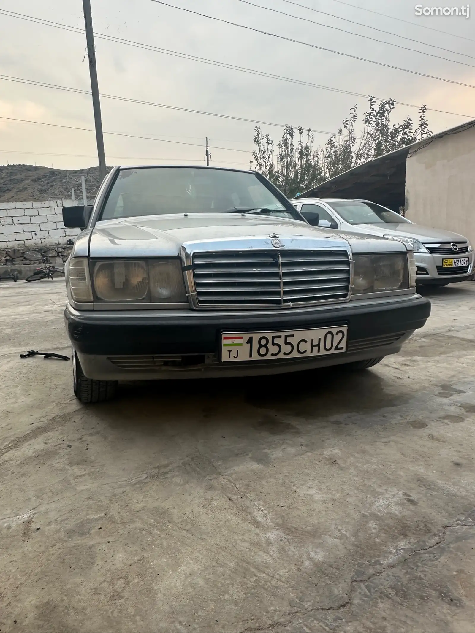 Mercedes-Benz W201, 1990-4