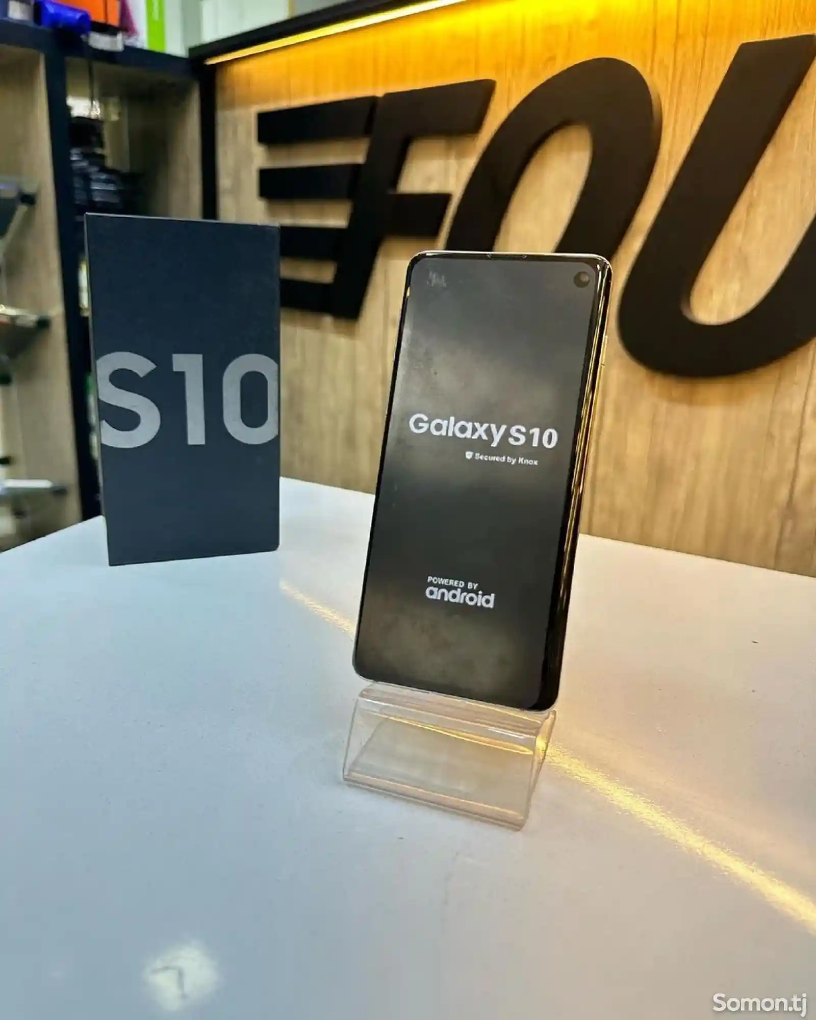 Samsung Galaxy S10 8/128gb-4