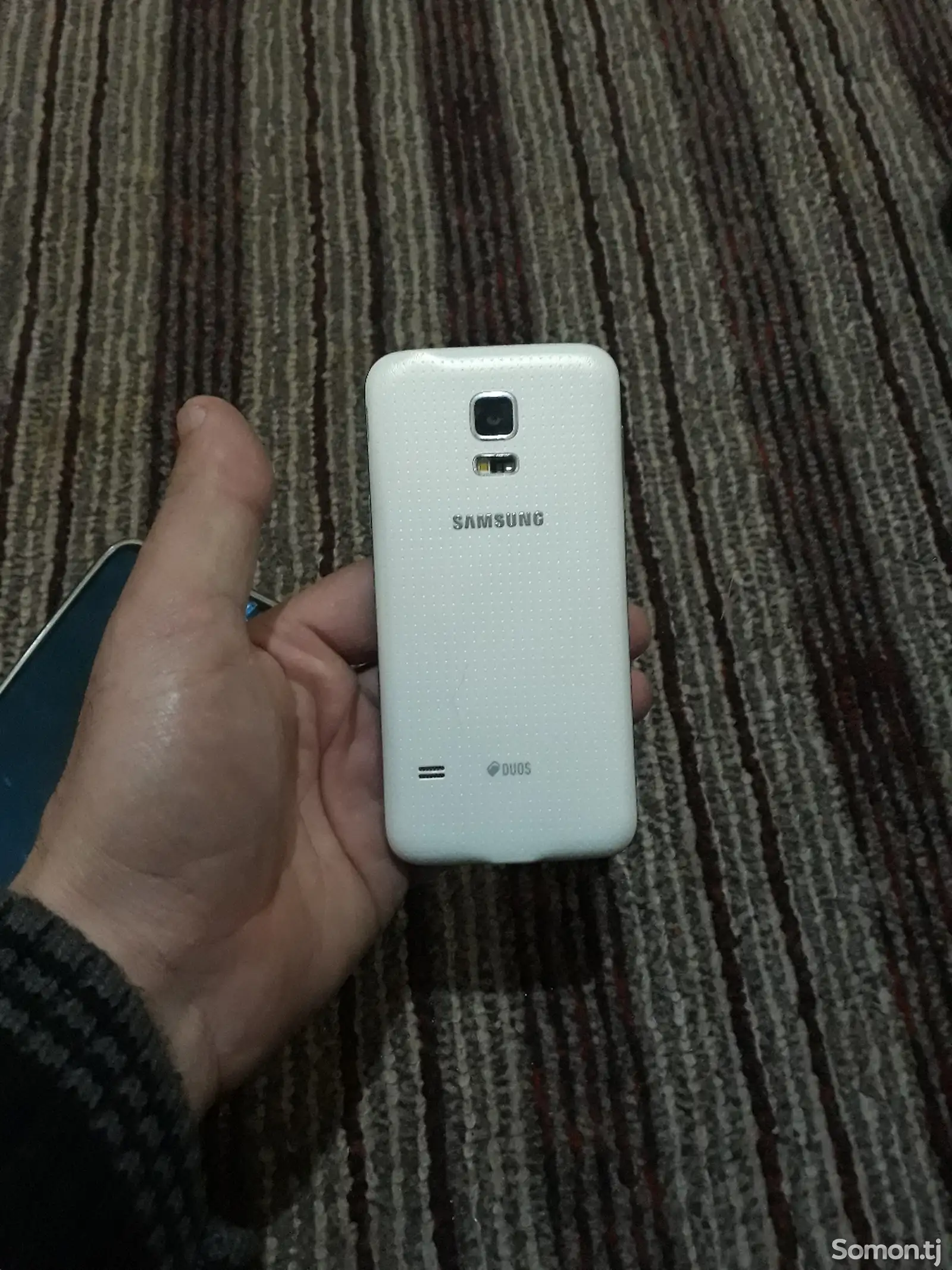 Samsung Galaxy S5 mini-1