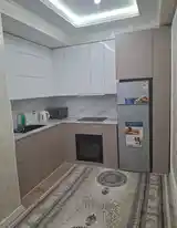 2-комн. квартира, 13 этаж, 70м², Фирдавси-6