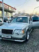 Mercedes-Benz W124, 1992-4